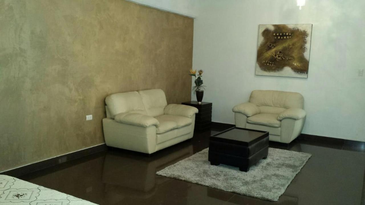 Premier Hotel Suites Ciudad Obregón 외부 사진